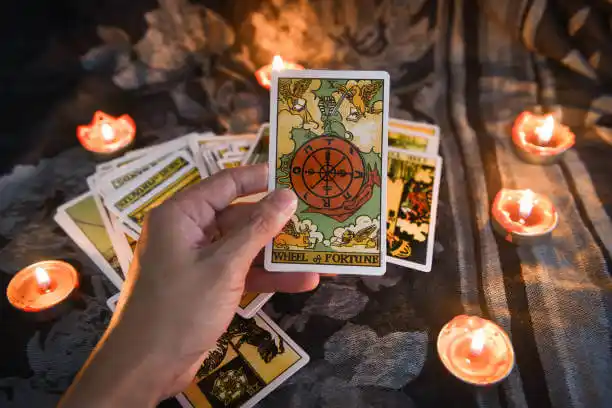 tarot cards Como